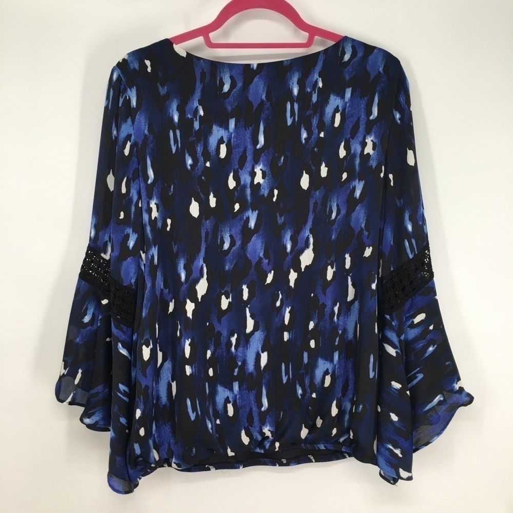 Blue Leopard Animal Print Bell Sleeve Top - Picture 6 of 11